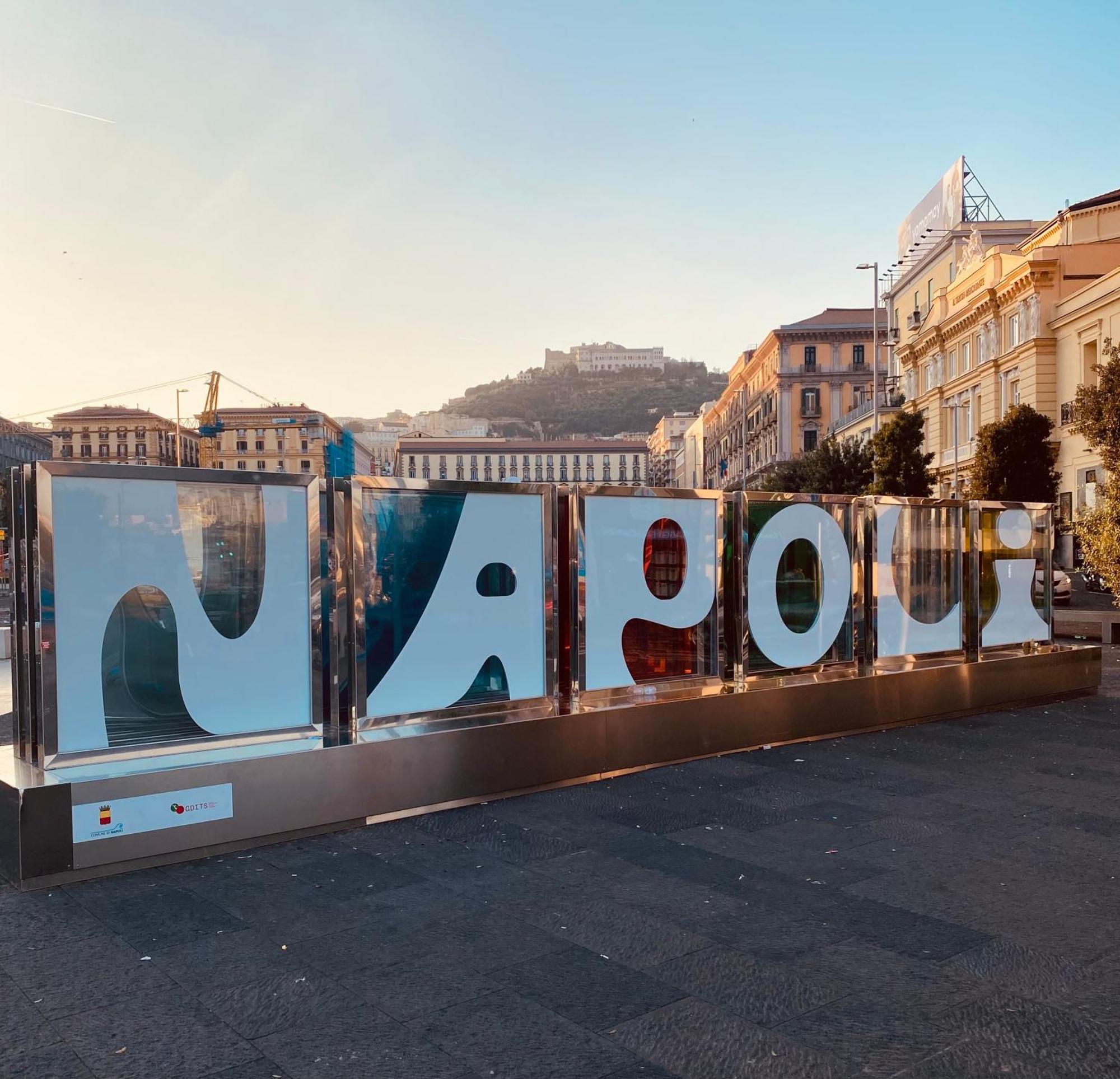 Napoli Centro Casa Vacanza Luaran gambar